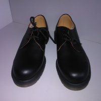 dr martens оригинални обувки, снимка 2 - Ежедневни обувки - 24478105