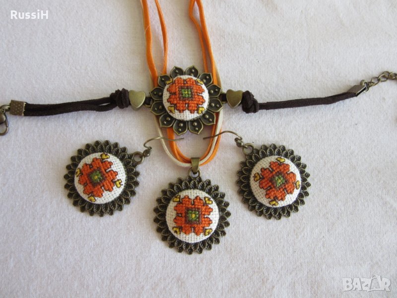 Промоция-Ръчно бродирани бижута с българска шевица, снимка 1