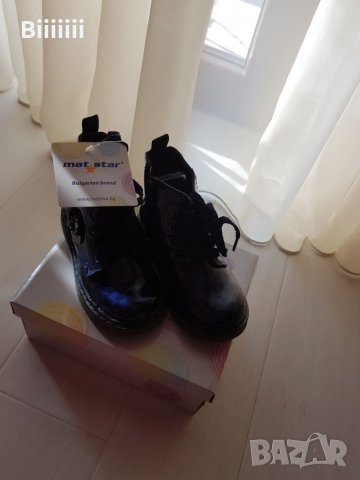 Нови лачени ботушки за момиче , снимка 2 - Детски боти и ботуши - 22802930