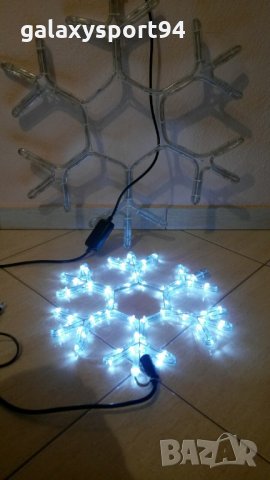 Бяла Лед Мини Снежинка 35 х 35см Коледна Украса