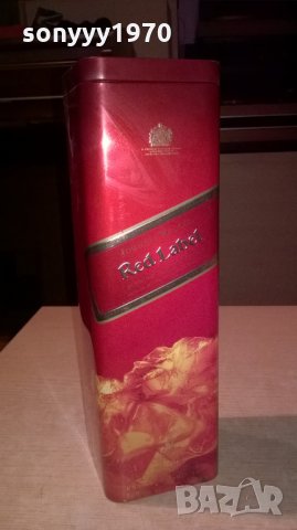 поръчана-johnnie walker-red label-метална кутия от уиски, снимка 3 - Колекции - 22889658