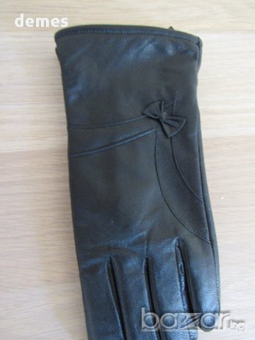 Черни дамски кожени ръкавици с подплата от естествена кожа, нови , снимка 1