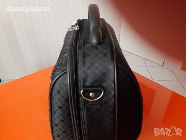 Дамска чанта , снимка 6 - Чанти - 23763992