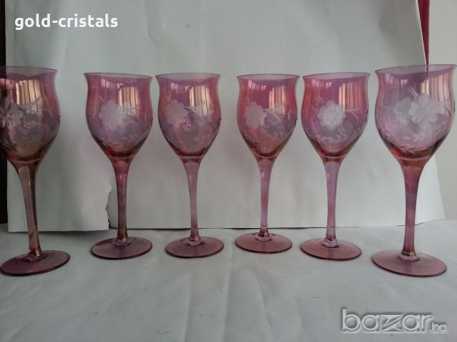  кристални чаши  цветен кристал гравиран, снимка 1 - Антикварни и старинни предмети - 20061877