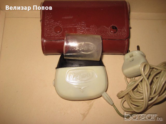Електрическа самобръсначка "Нева 3", снимка 3 - Антикварни и старинни предмети - 16964860