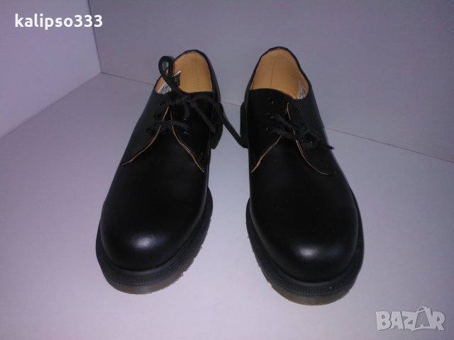 dr martens оригинални обувки, снимка 2 - Ежедневни обувки - 24478105