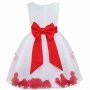 детска дълга  бяла официална рокля с червени листенца роза и коланче, снимка 2