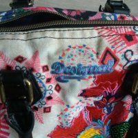 Чанта на Desigual дамска чанта къси и дълга дръжки, снимка 8 - Чанти - 24525891