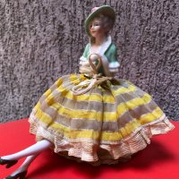 Порцеланова кукла-2, снимка 1 - Антикварни и старинни предмети - 24222461