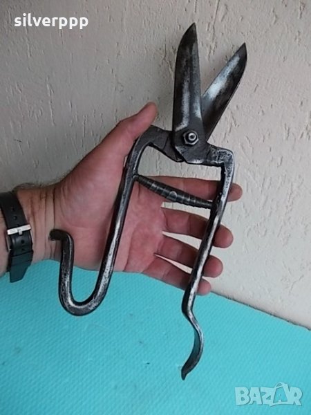  Ковани масивни ножици , снимка 1