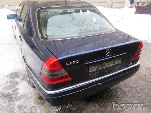 Мерцедес С-200, снимка 4 - Автомобили и джипове - 16973083