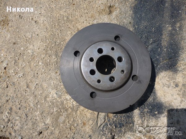 Демпферна шайба за Голф 4 1.9 тди 110 кс, снимка 2 - Части - 15340821