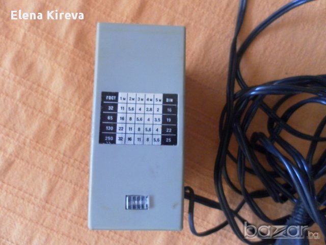 Фото светкавица-намалена, снимка 2 - Светкавици, студийно осветление - 8917415