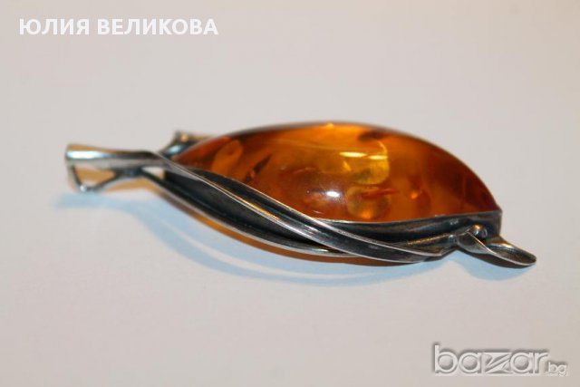 Сребърна висулка с естествен кехлибар, снимка 2 - Колиета, медальони, синджири - 18021237