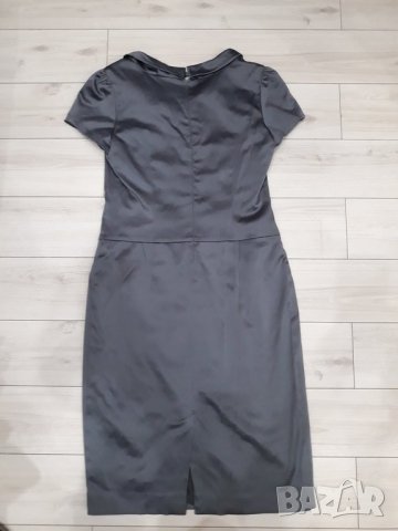 Сатенена сива рокля марка Тони М с къс ръкав , снимка 2 - Рокли - 23709397