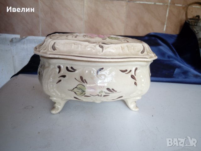 барокова кутийка, снимка 1 - Антикварни и старинни предмети - 22455150