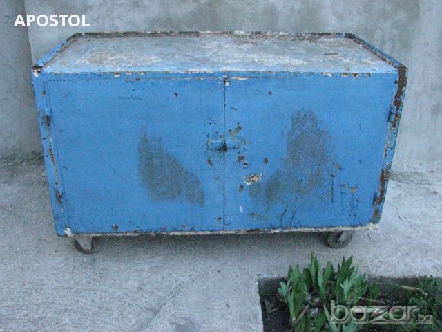 метален шкаф, снимка 1 - Друго търговско оборудване - 17843650
