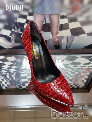 Обувки с висок ток, снимка 2 - Дамски обувки на ток - 17689349