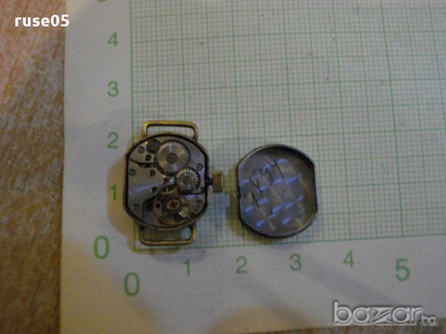 Часовник "ЗАРЯ" ръчен дамски механичен съветски работещ - 1, снимка 3 - Дамски - 12185315