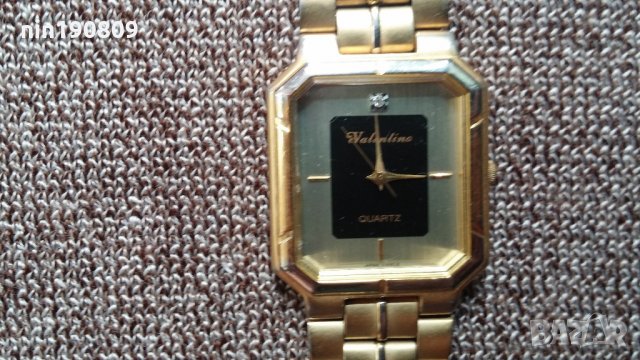 Часовник Valentino от 70-те, снимка 10 - Други - 22067022