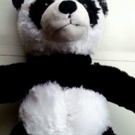 Плюшена панда-33 см+подарък малка пластмасова панда, снимка 2 - Плюшени играчки - 10678870