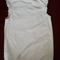 Бяла блуза за момиче LC WAIKIKI, снимка 2 - Детски тениски и потници - 25525162