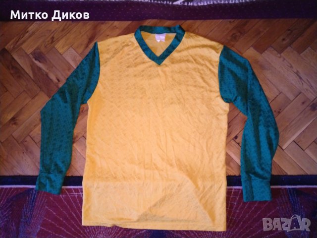 Шведска маркова футболна тениска №15 размер Л