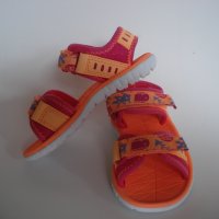 Clarks детски сандалетки номер 22 (5.5 F), 25(7.5F), 25.5(8 F) и 29 (11F), снимка 3 - Детски сандали и чехли - 25683156