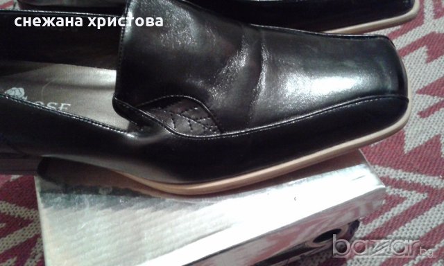 НОВИ спортни обувки, снимка 2 - Дамски ежедневни обувки - 18215187