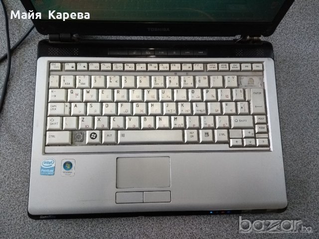 Продавам лаптоп Toshiba U300-13j, снимка 2 - Лаптопи за дома - 20881889