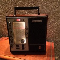 Радио ''MERIDIAN-211'', снимка 1 - Радиокасетофони, транзистори - 19124651