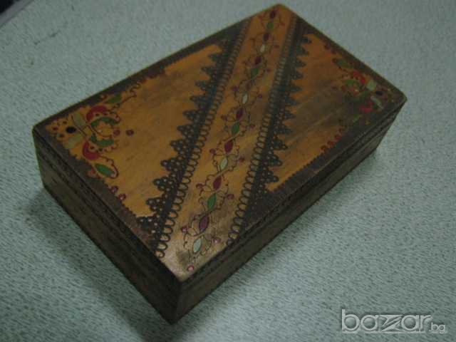 Кутия пирографирана - 3, снимка 4 - Други ценни предмети - 7952153