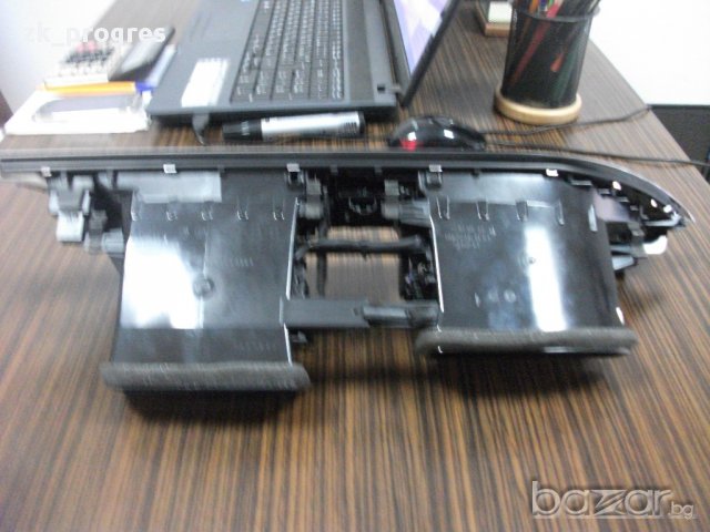 Обезвъздушител за  AUDI А6 А7 OEM CENTER DASH Dashboard  TRIM ОПАСНОСТ SWITCH ASSY, снимка 3 - Аксесоари и консумативи - 9338334