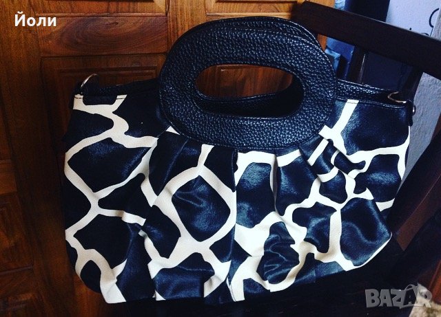 Дамска чанта, снимка 2 - Чанти - 22863297