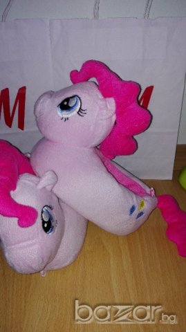 Н&М детски меки пантофи Малкото пони, снимка 3 - Бебешки обувки - 19465265