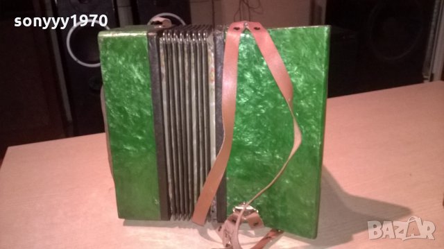 руски ретро акордеон-30х28х12см, снимка 6 - Акордеони - 23063809