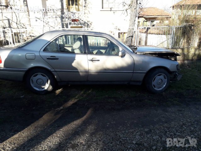 На части Мерцедес Ц 250 2.5 16V Турбодизел, снимка 2 - Автомобили и джипове - 23861406