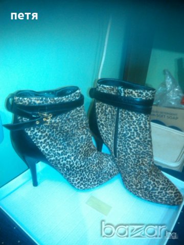 оригинални боти Icone, снимка 2 - Дамски боти - 19415926