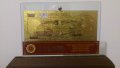 Сувенирни банкноти 100 златни долара в стъклена поставка и масивно дърво + Сертификат, снимка 9
