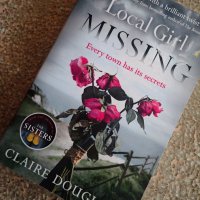 английска книга "Local Girl Missing", снимка 1 - Художествена литература - 21175068