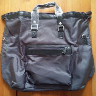 Нова травъл чанта GIORGIO ARMANI PARFUMS оригинал, снимка 2 - Чанти - 12104987