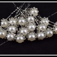 Красиви фуркети с перла и бляскави кристалчета, снимка 1 - Аксесоари за коса - 18227081