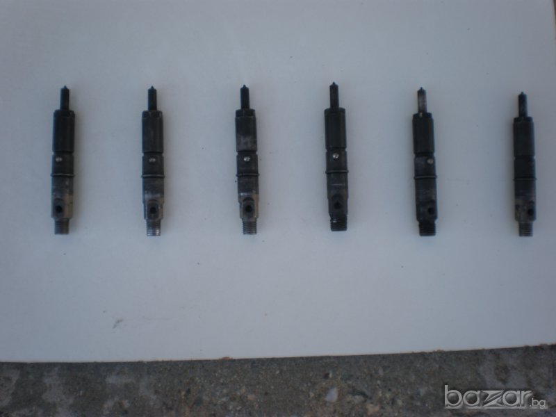 Дюзи за двигател за верижен багер Коматсу  Хсг Пс230-8, снимка 1