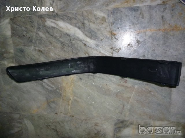 Спойлер ляв Audi B4 -94г., снимка 2 - Части - 11680091