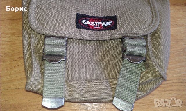 Eastpak-чантичка, снимка 5 - Чанти - 24871361