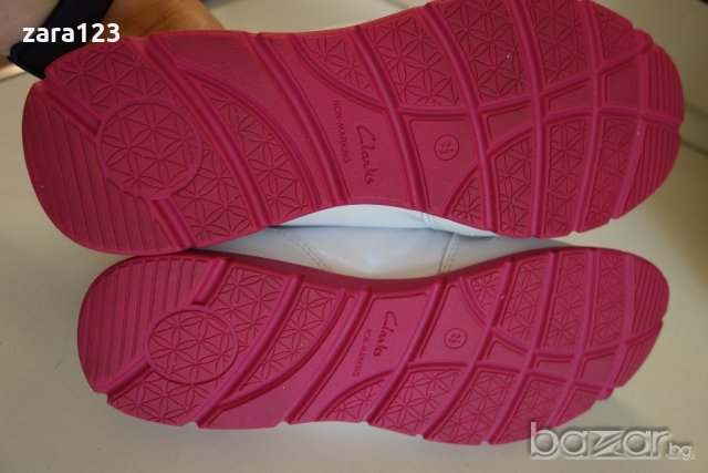 нови маратонки Clarks, 35ти номер, снимка 3 - Детски маратонки - 18231430