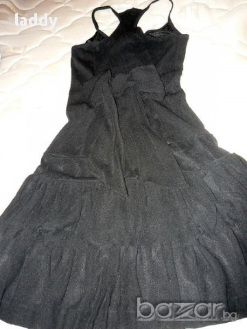 Малка черна рокля H&M, снимка 2 - Рокли - 10099351