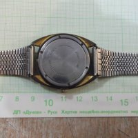 Часовник "Wostok" ръчен мъжки с верижка работещ, снимка 3 - Мъжки - 23245196