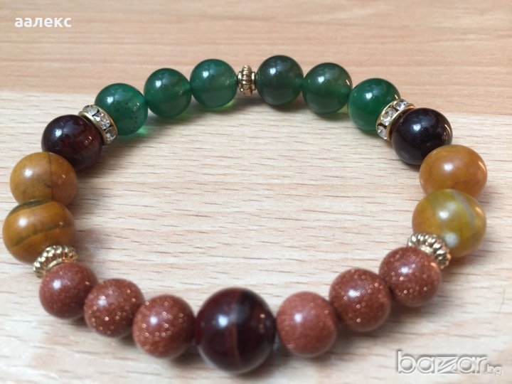 Ръчно изработена гривна от естествени камъни, снимка 1