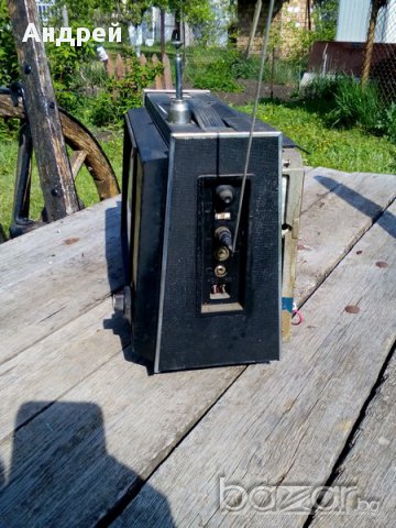 Телевизор Юност - 2, снимка 4 - Антикварни и старинни предмети - 18171847